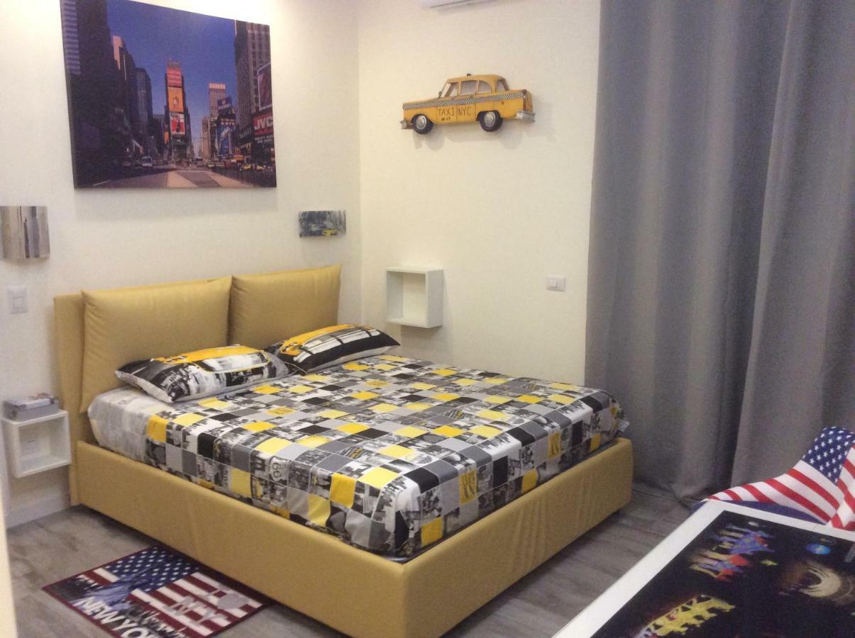 B&B Cuore Di ซาแลร์โน ภายนอก รูปภาพ