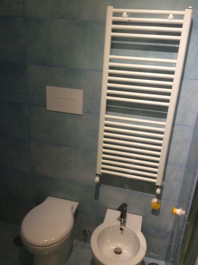 B&B Cuore Di ซาแลร์โน ภายนอก รูปภาพ