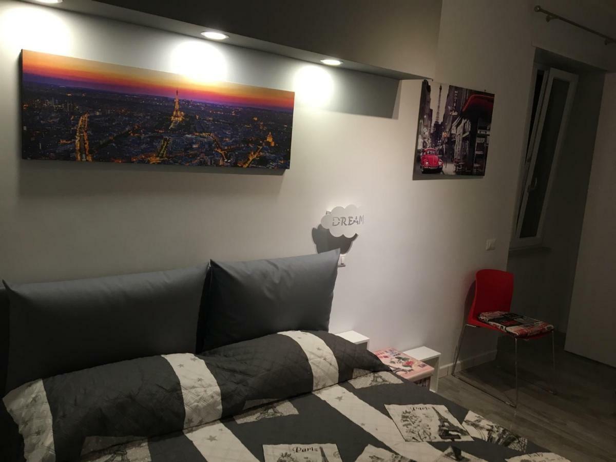 B&B Cuore Di ซาแลร์โน ภายนอก รูปภาพ