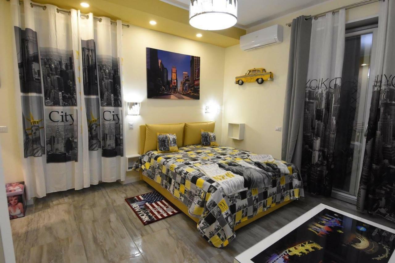B&B Cuore Di ซาแลร์โน ภายนอก รูปภาพ