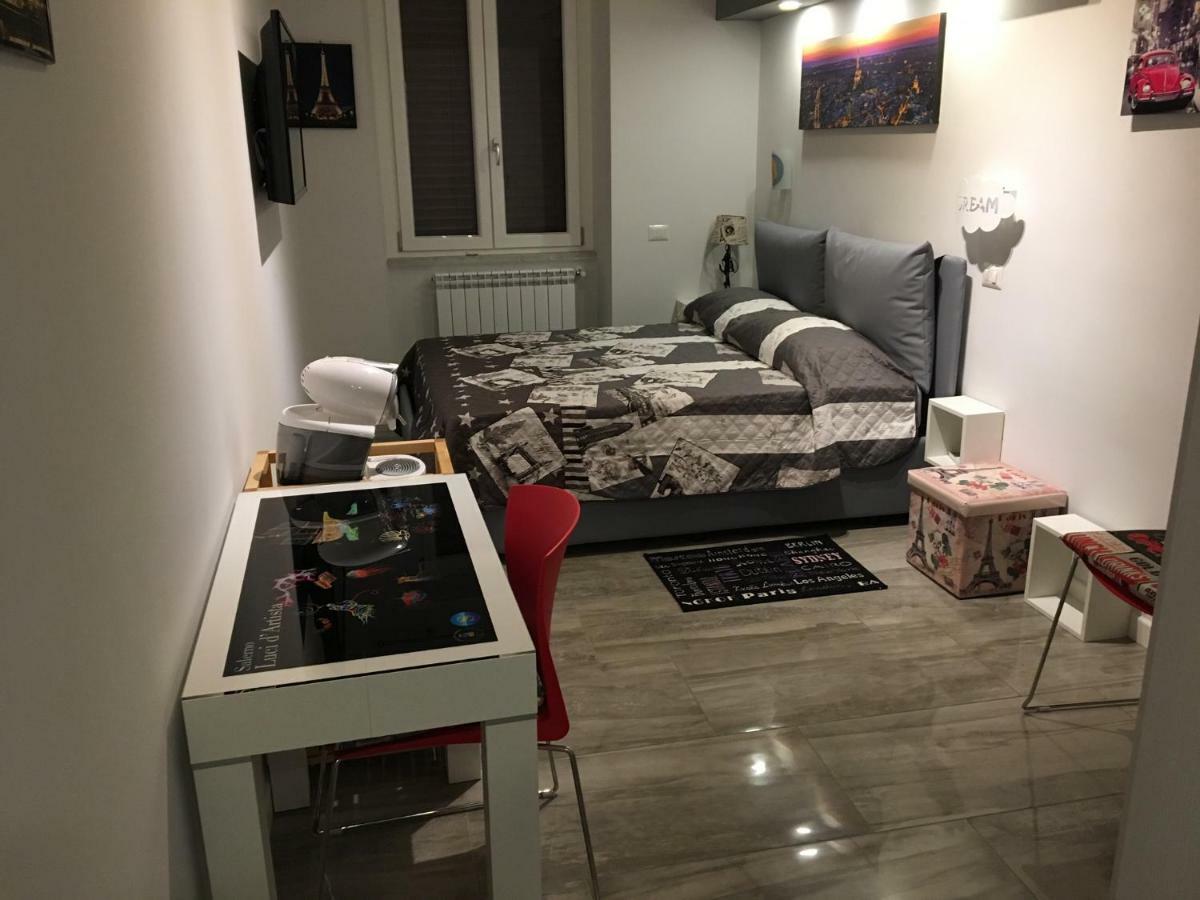 B&B Cuore Di ซาแลร์โน ภายนอก รูปภาพ